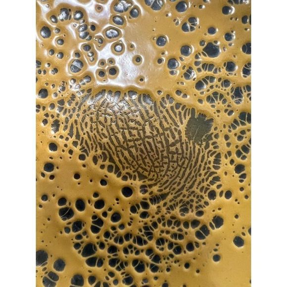 Midcentury Hanova of Pasadena Yellow Enamel on Steel Ashtray - Picture 2 of 6